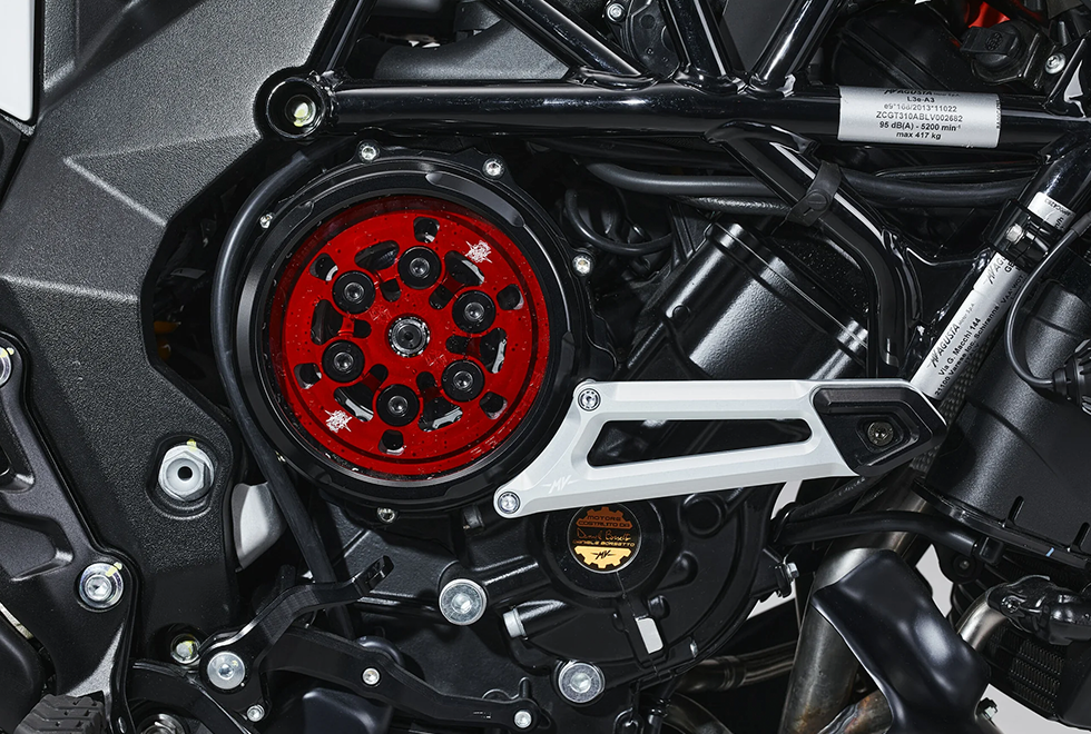 High efficiency and stable clutch cover 