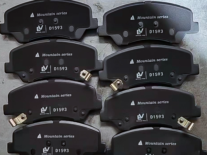 What Are The Different Types of Car Brake Pads?